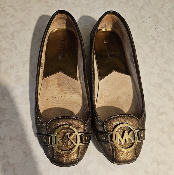 MICHAEL KORS Sz 7 FULTON SLIP ONS - Picture 14 of 15